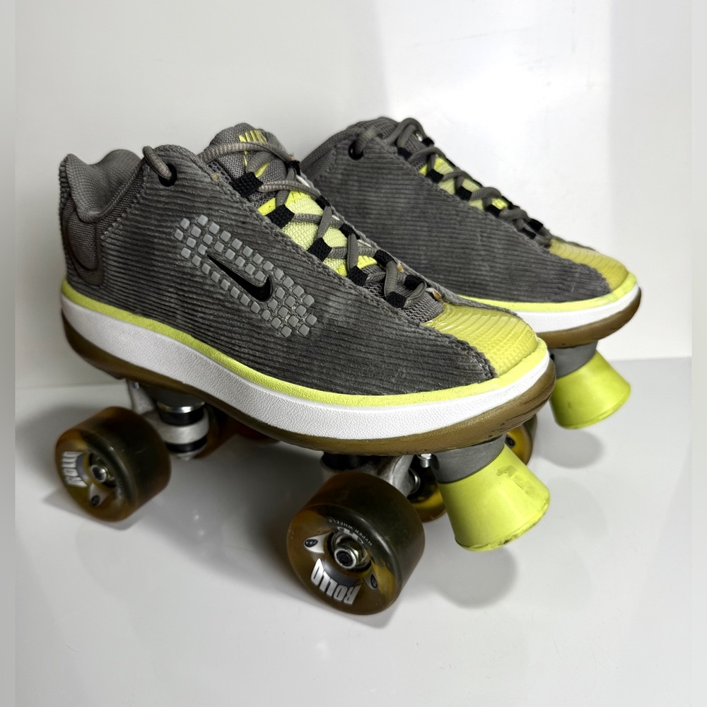 Nike Womens Beachcomber Roller Skates The Strand Size US 8.5 UK 6.5 Grey Green